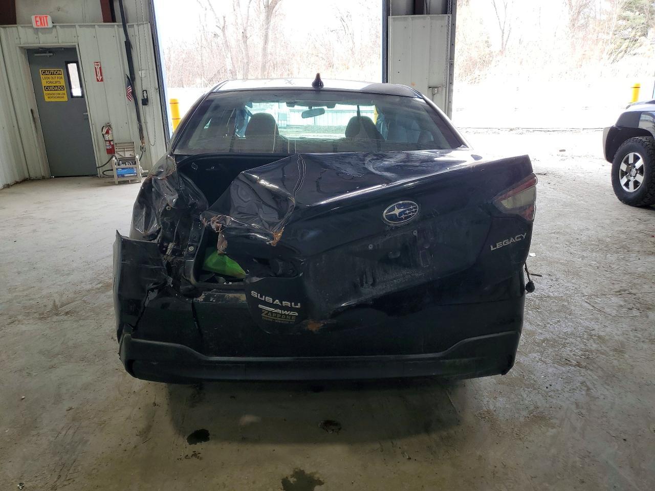 SUBARU LEGACY