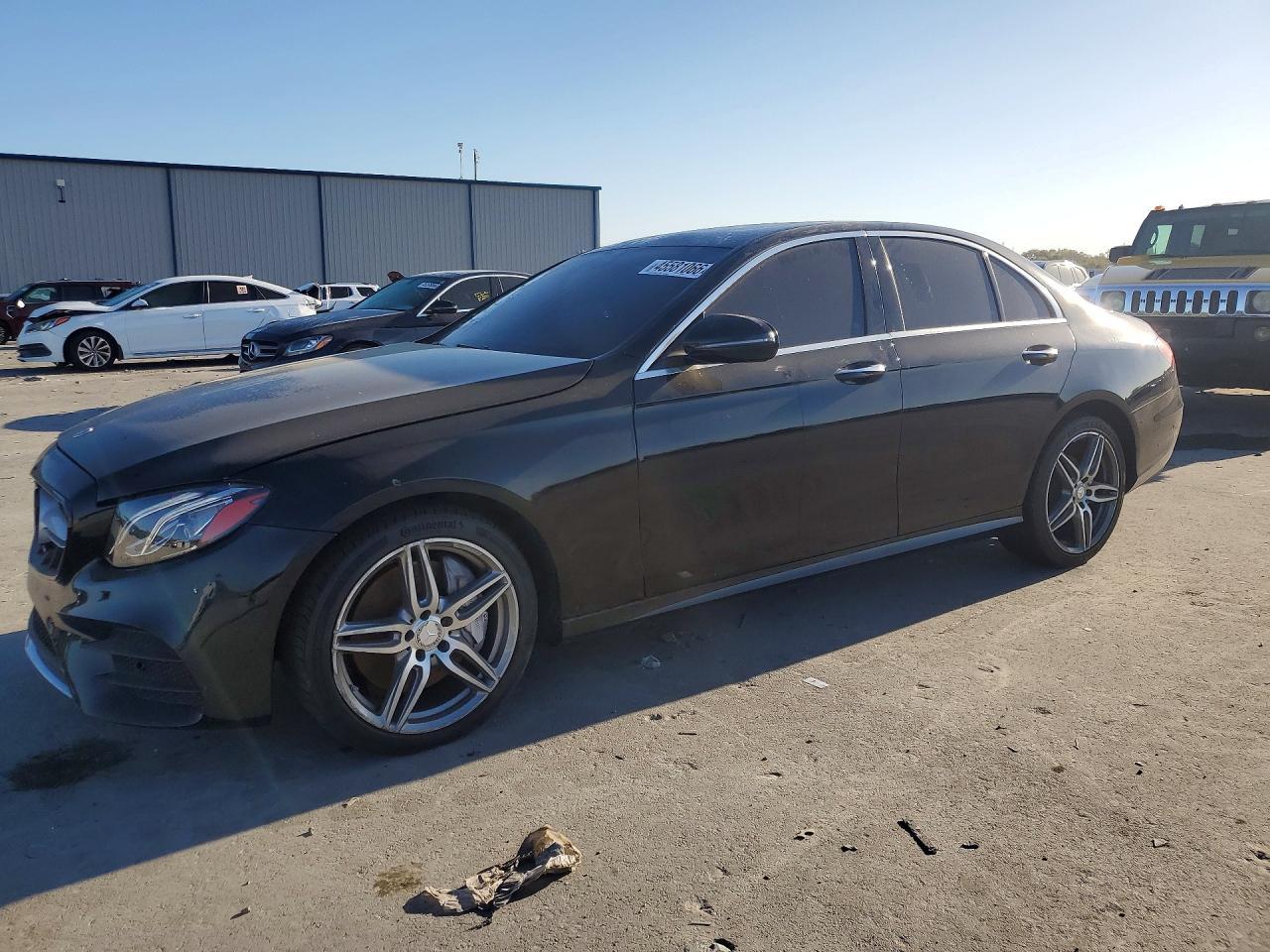 2017 MERCEDES-BENZ E-CLASS — фото 1