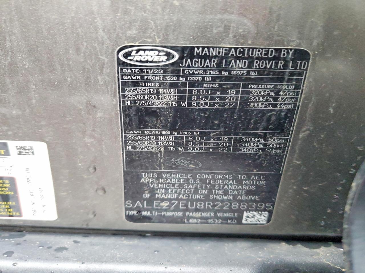 LAND ROVER DEFENDER