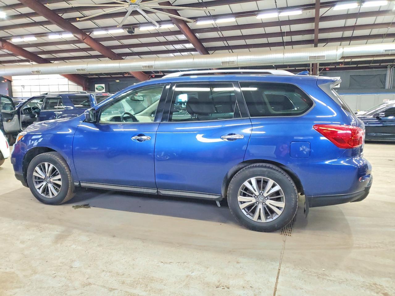 2019 NISSAN PATHFINDER — фото 2