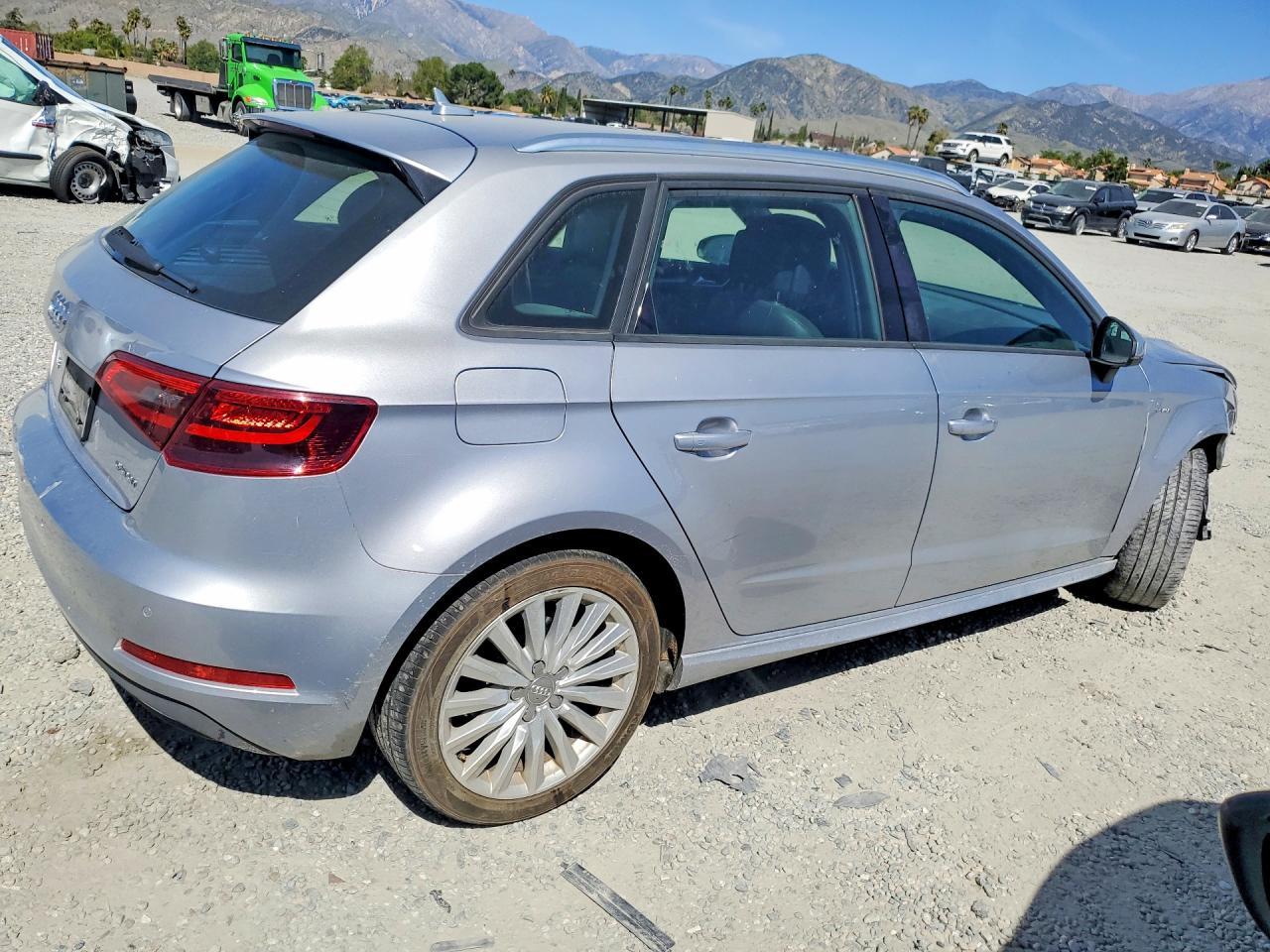 2016 AUDI A3 — фото 3