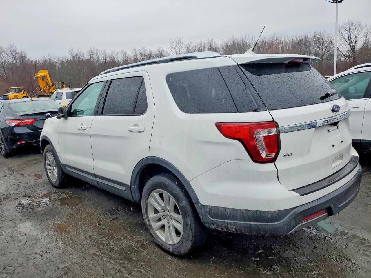 FORD EXPLORER