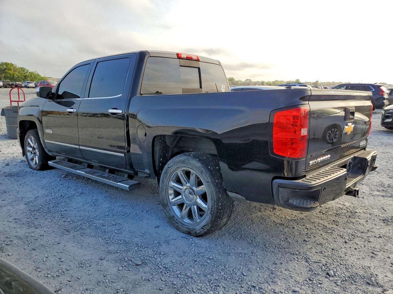2015 CHEVROLET SILVERADO 1500 — фото 2