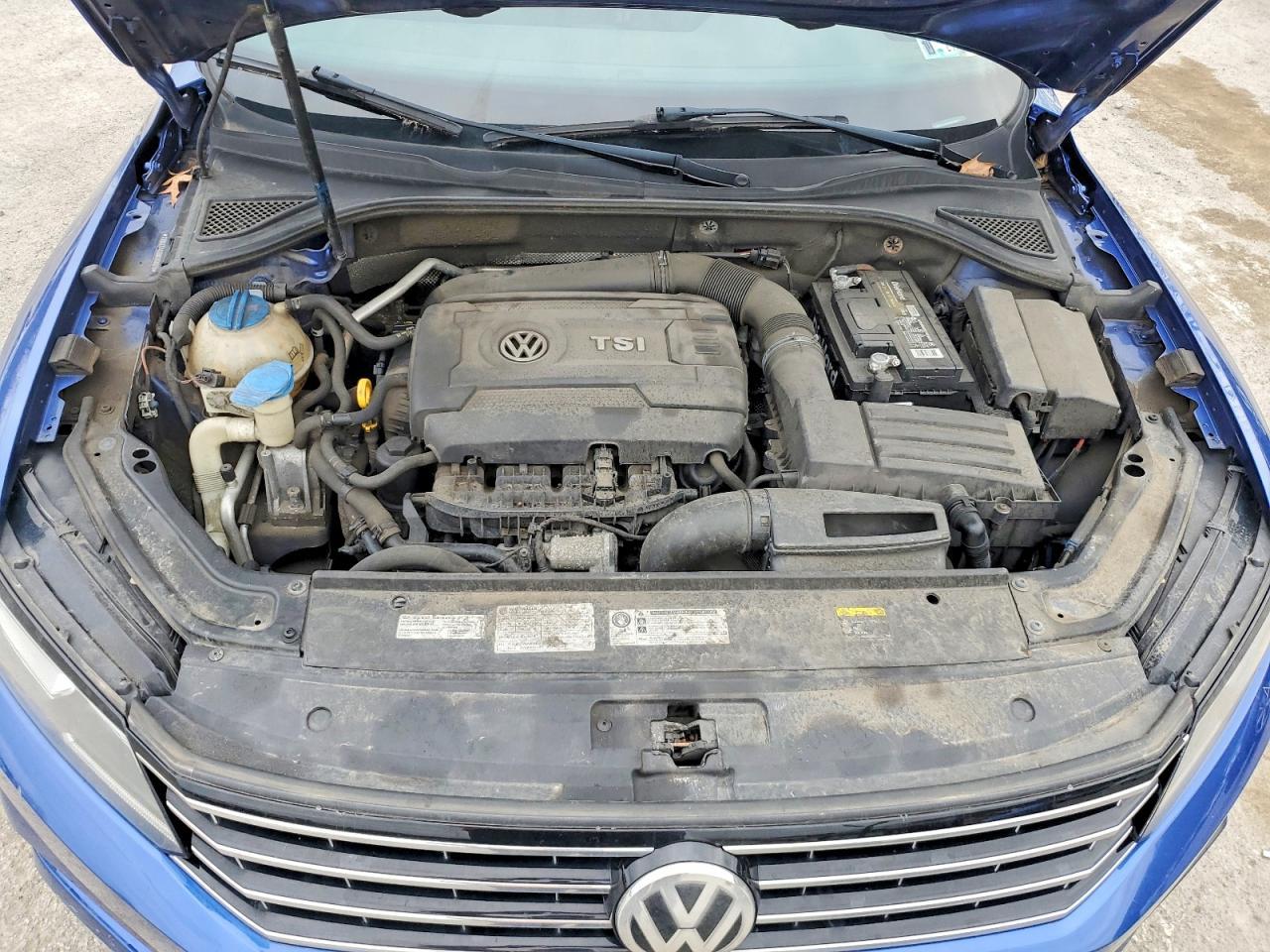 2017 VOLKSWAGEN PASSAT — фото 11
