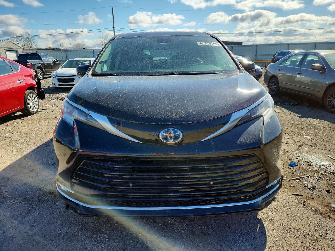 TOYOTA SIENNA