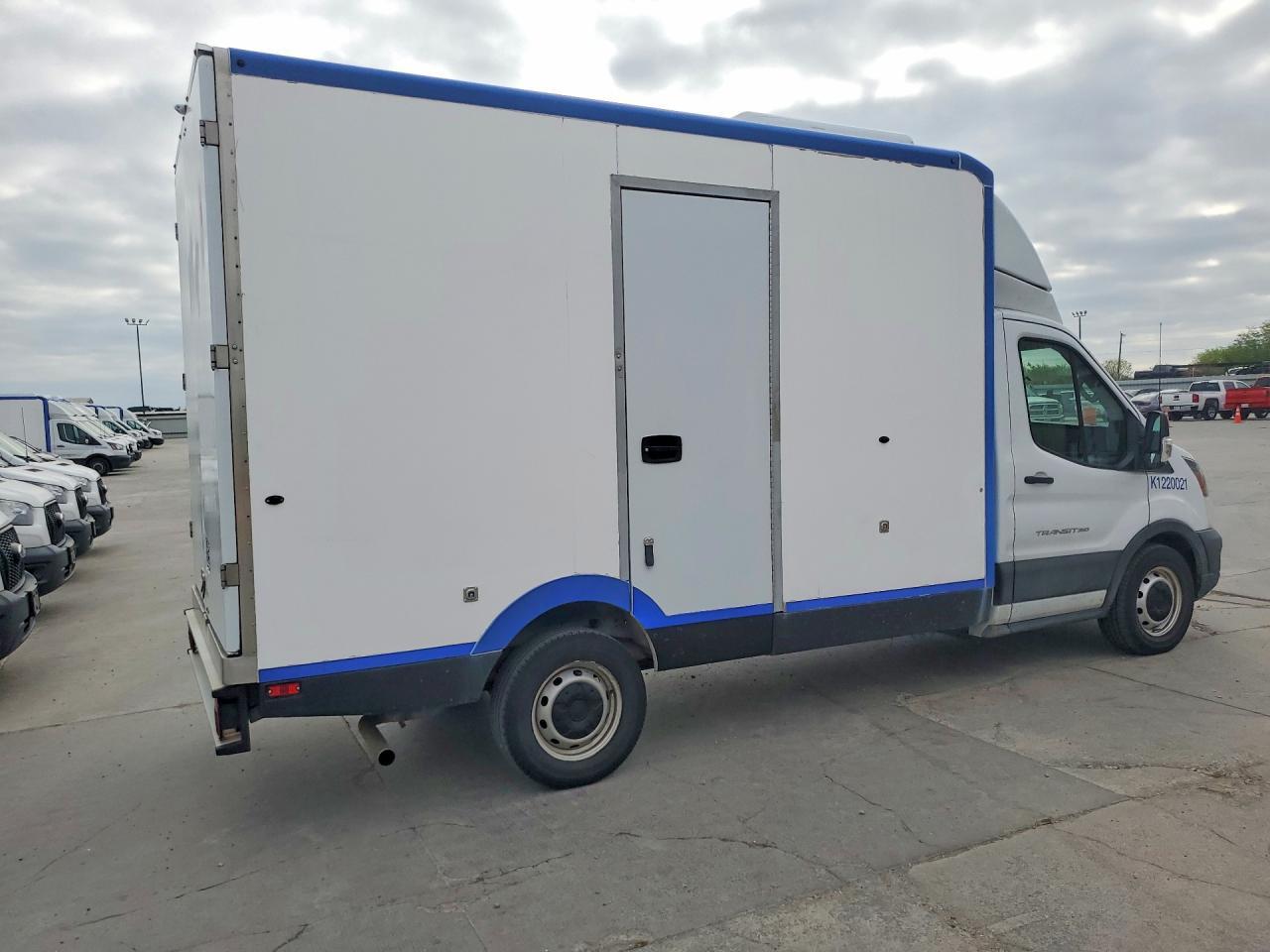 FORD TRANSIT