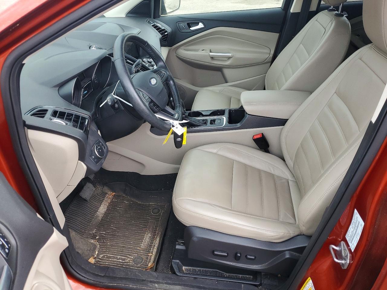 FORD ESCAPE