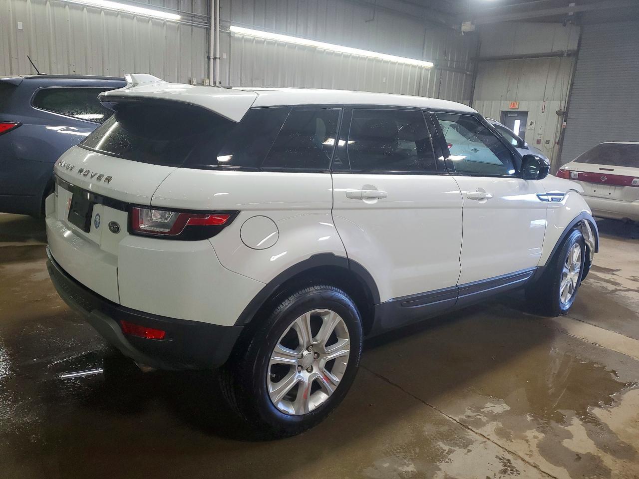 2019 LAND ROVER RANGE ROVER EVOQUE — фото 3