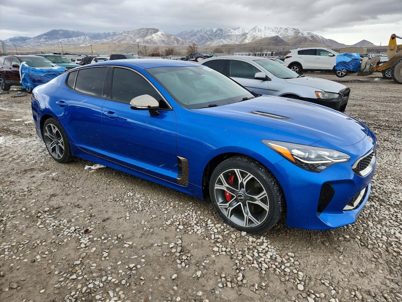 KIA STINGER