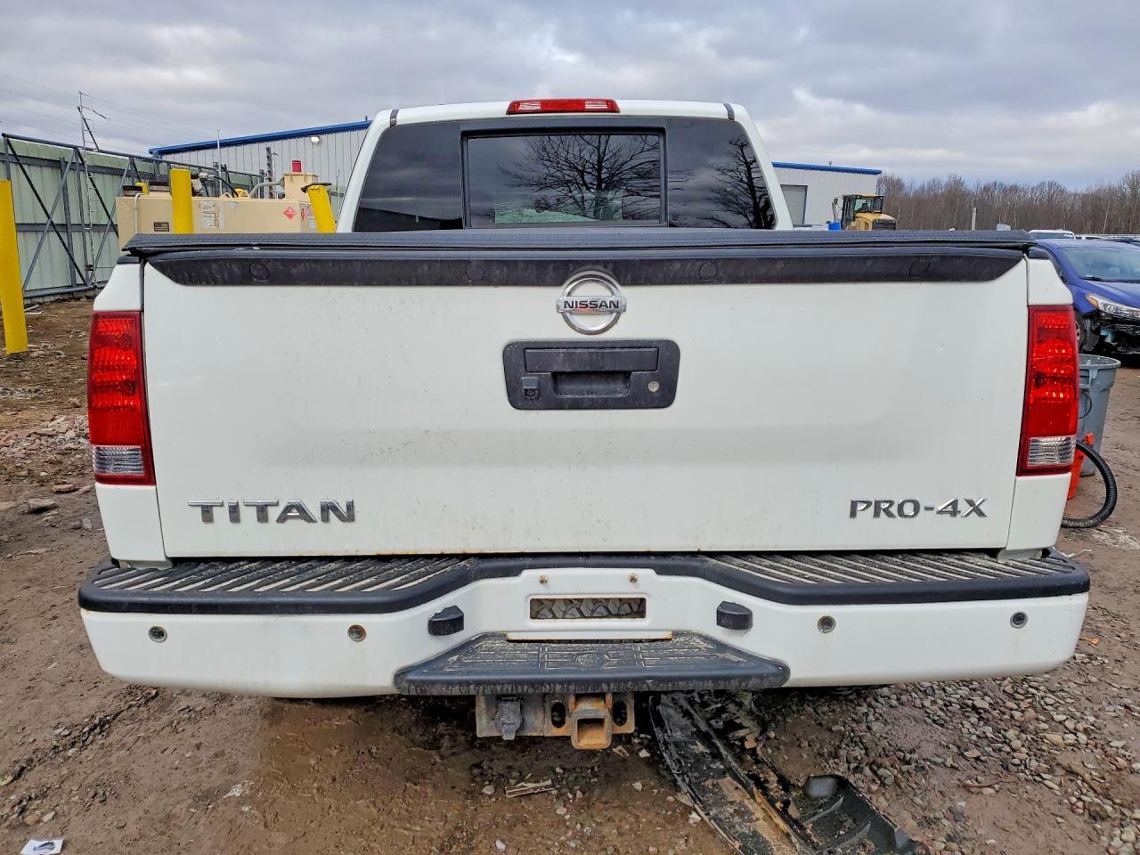 2013 NISSAN TITAN — фото 6