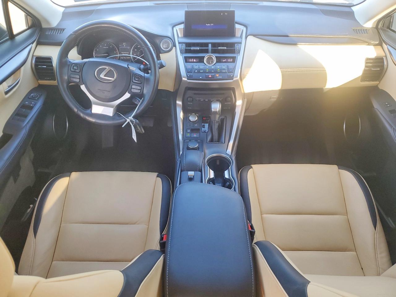 LEXUS NX 200T