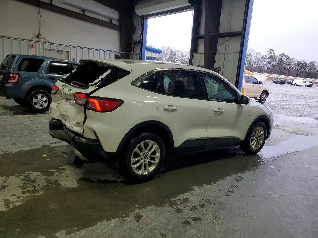 2021 FORD ESCAPE HYBRID — фото 3