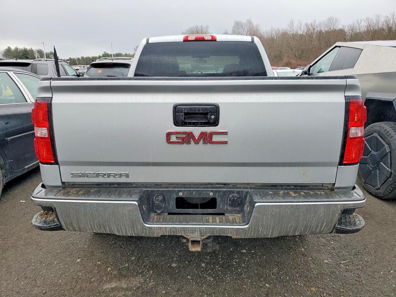 GMC SIERRA
