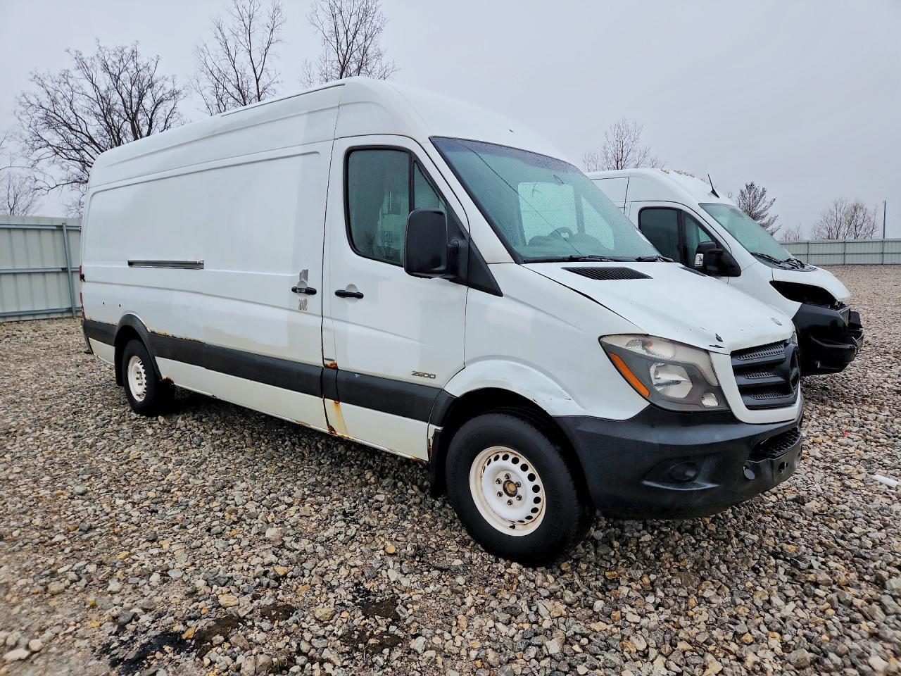 MERCEDES-BENZ SPRINTER
