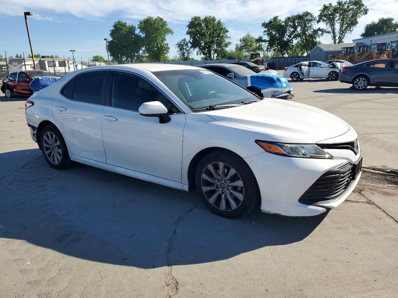 2020 TOYOTA CAMRY — фото 4