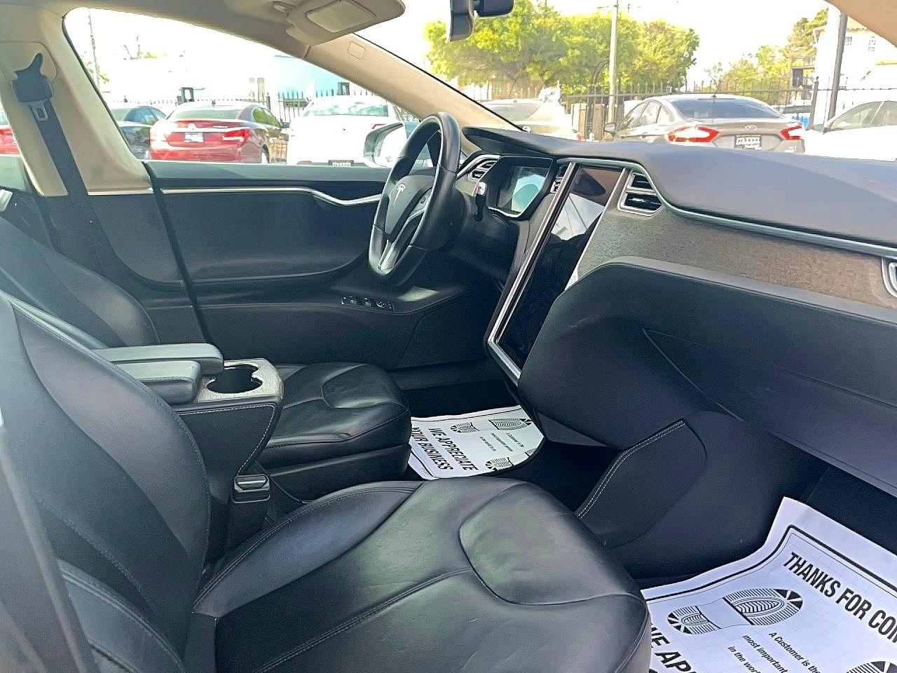 TESLA MODEL S