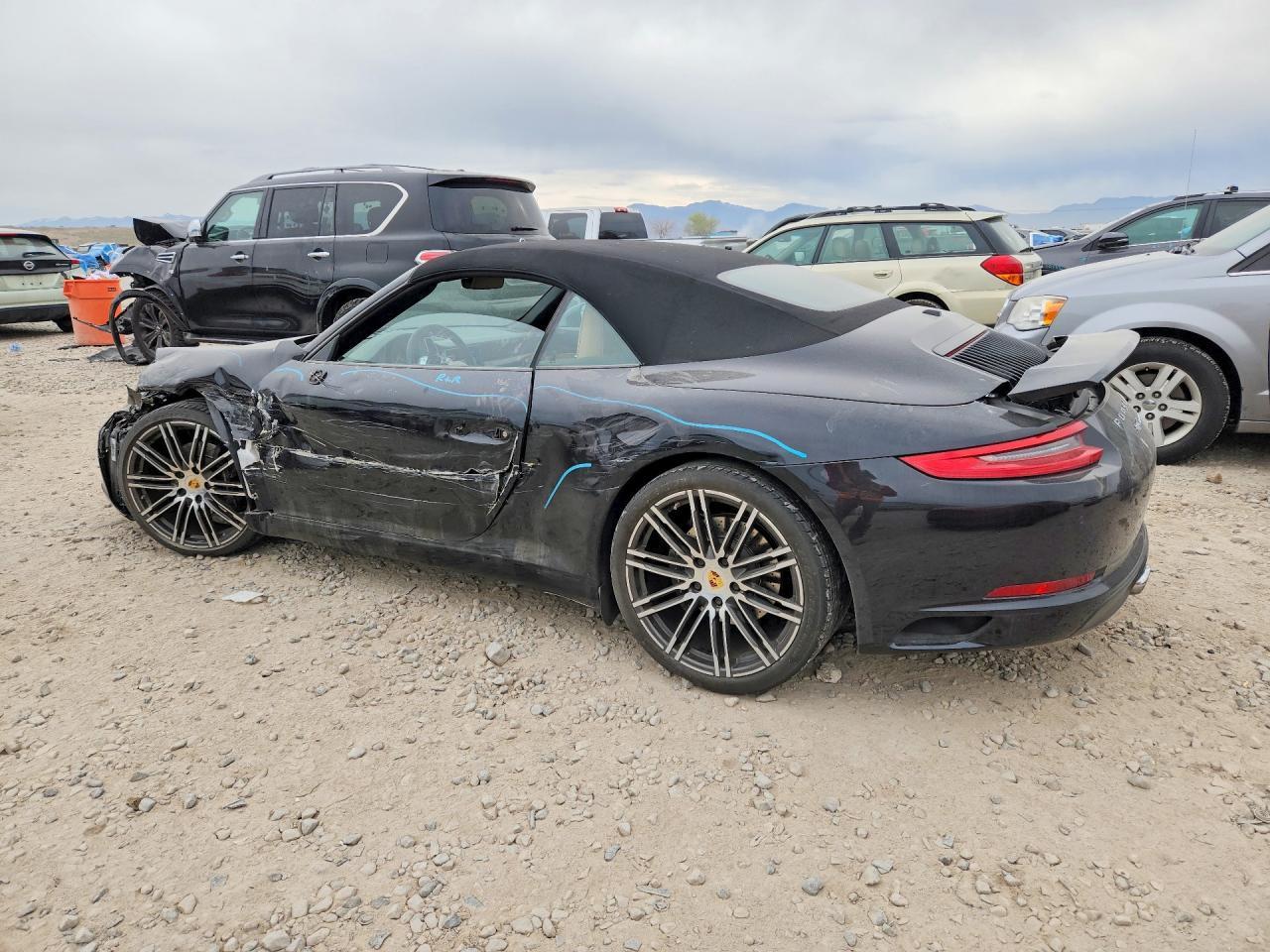 PORSCHE 911