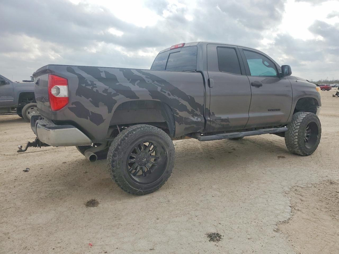2014 TOYOTA TUNDRA — фото 3