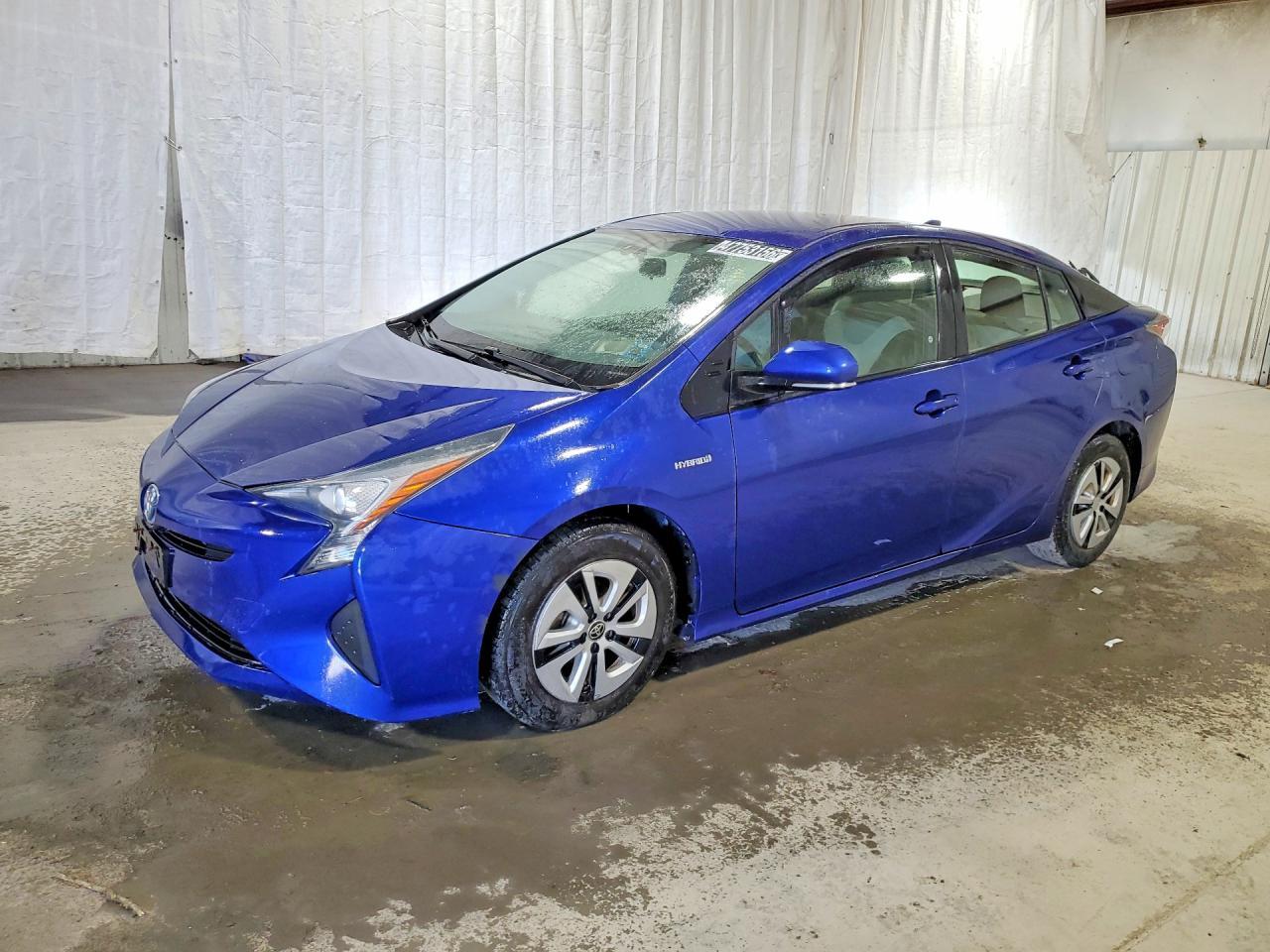 2016 TOYOTA PRIUS — фото 1