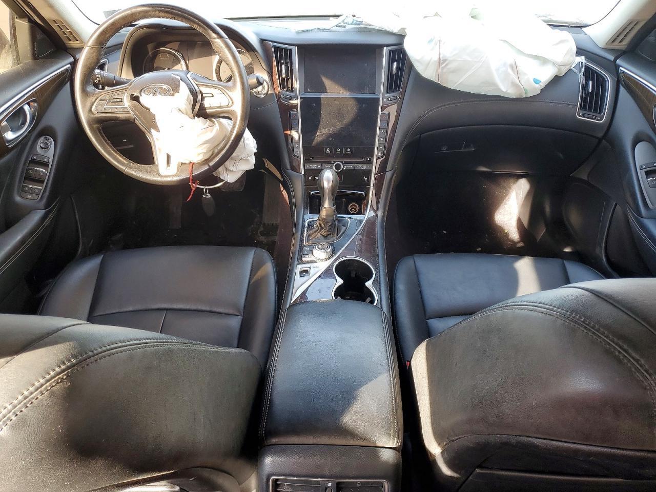 INFINITI Q50