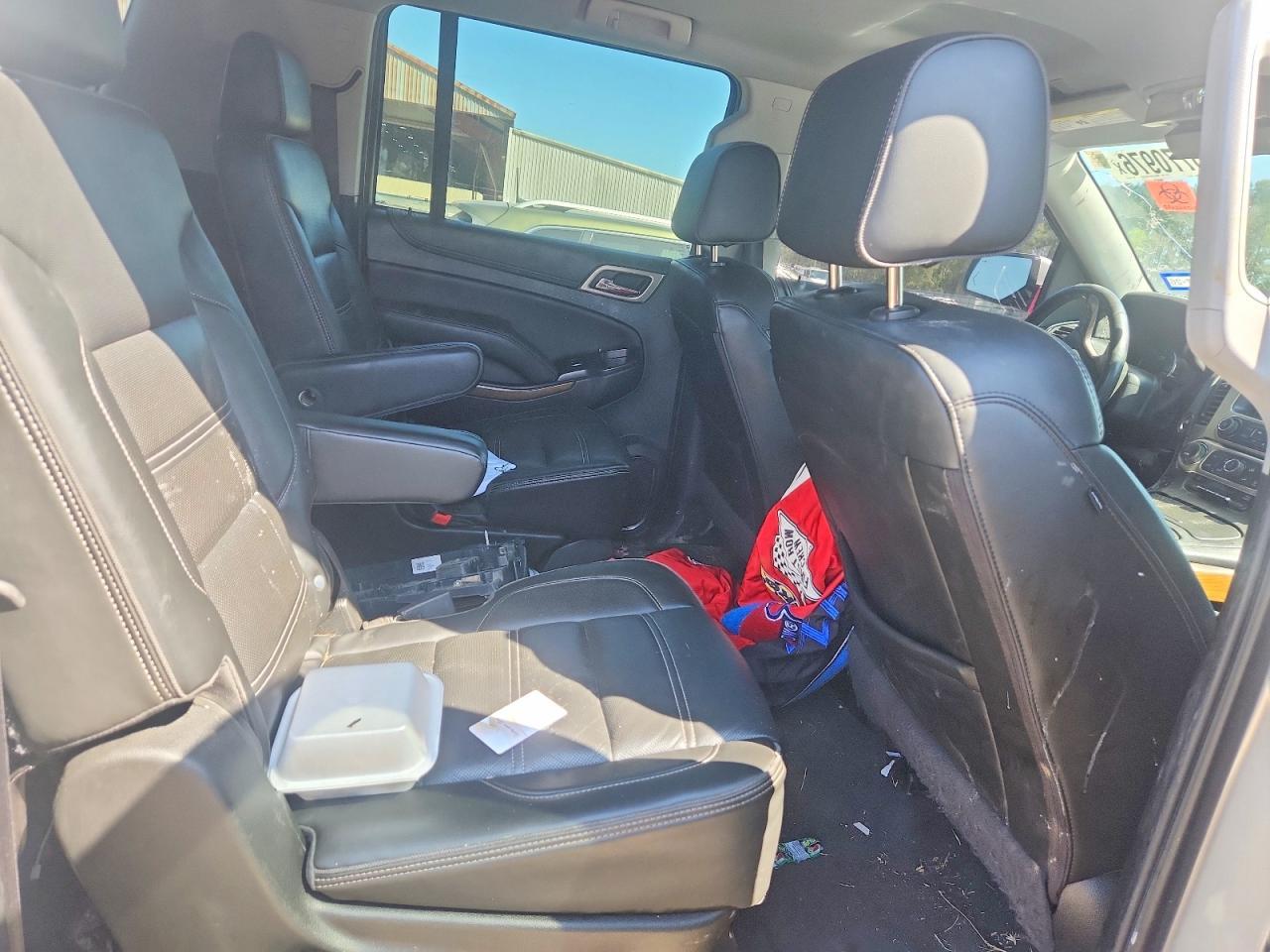 GMC YUKON