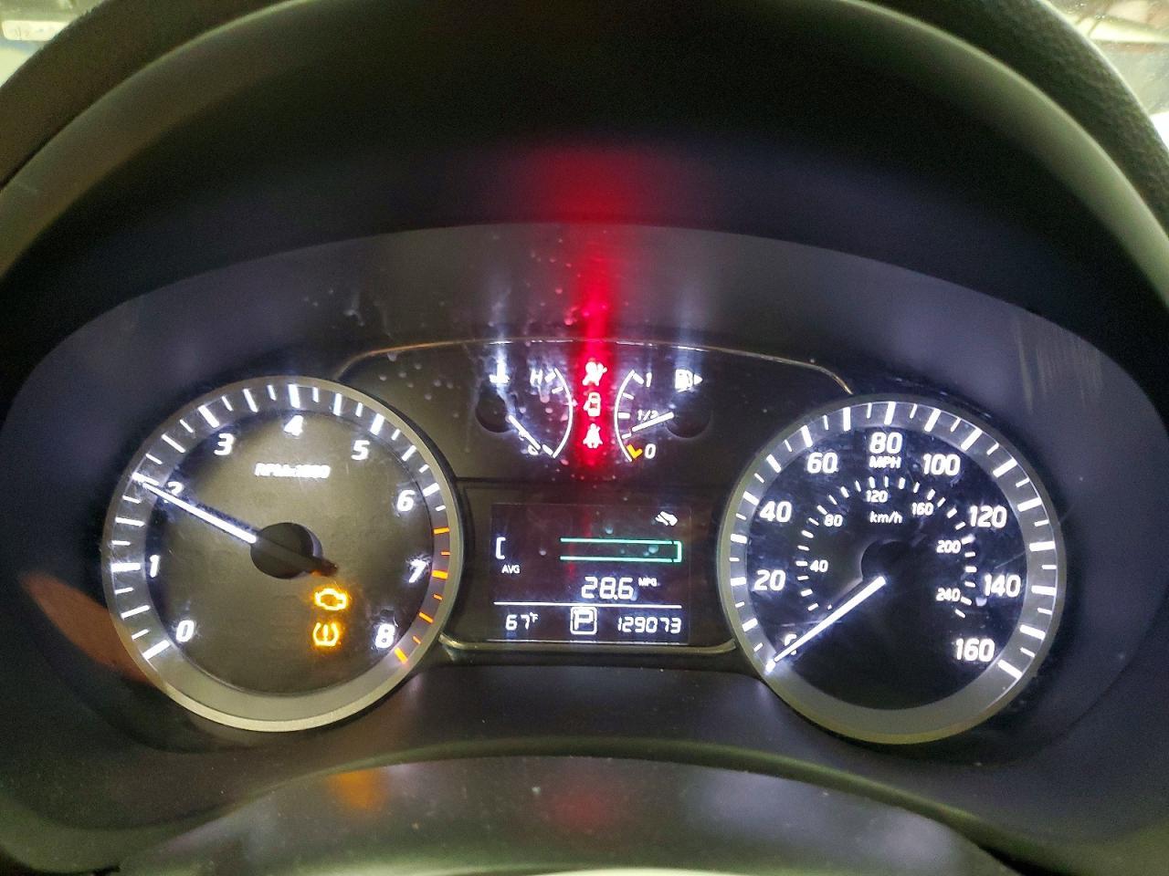 2015 NISSAN SENTRA — фото 9