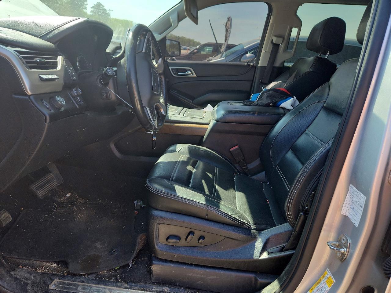 GMC YUKON