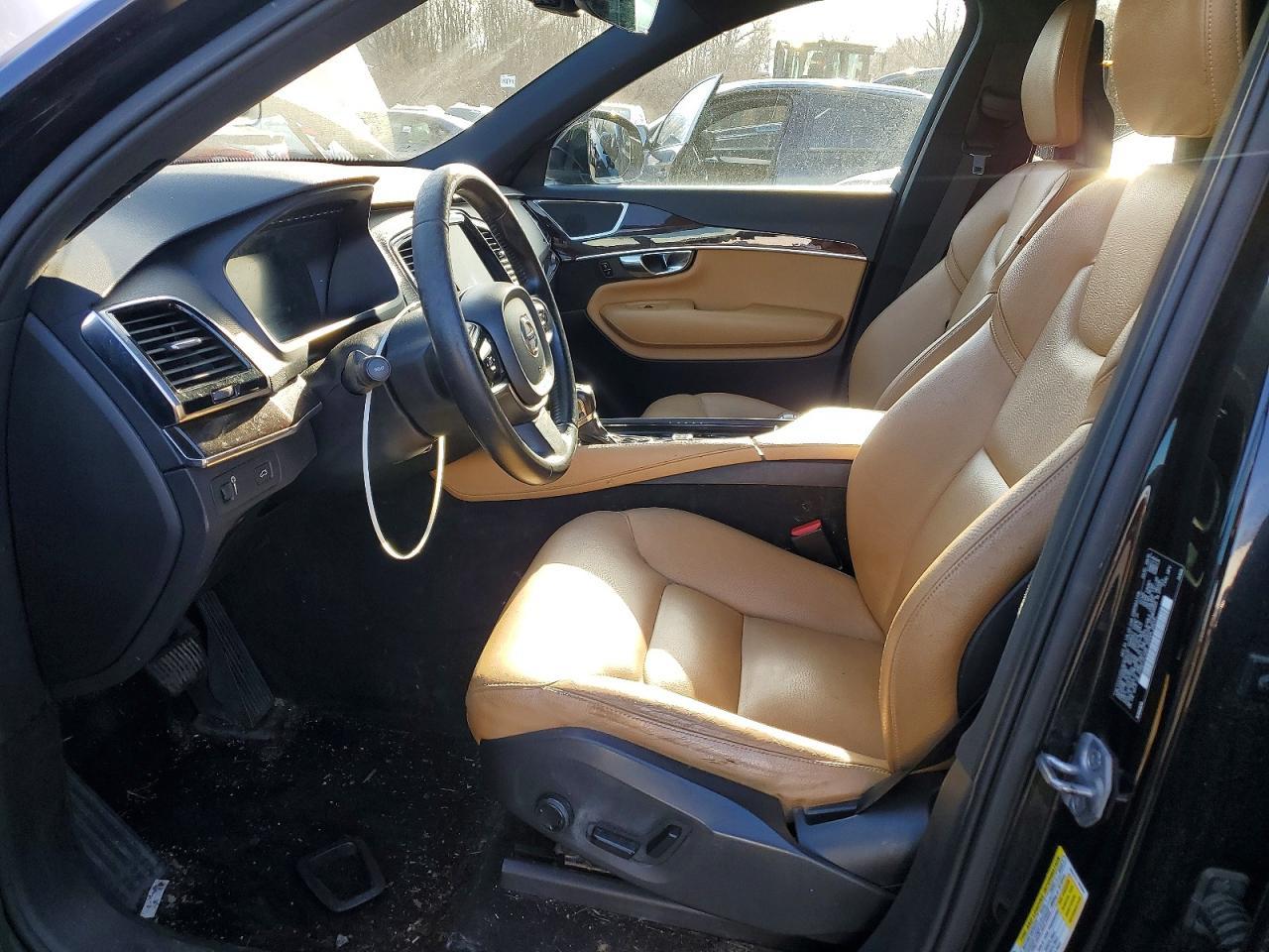 2016 VOLVO XC90 — фото 7