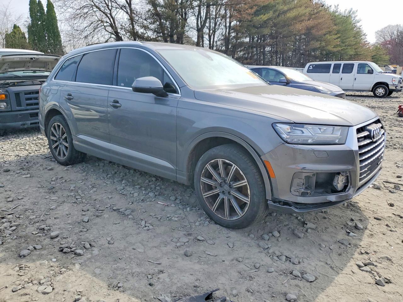 2017 AUDI Q7 — фото 4