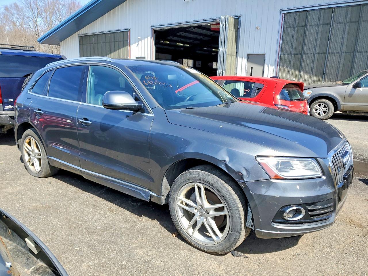 AUDI Q5
