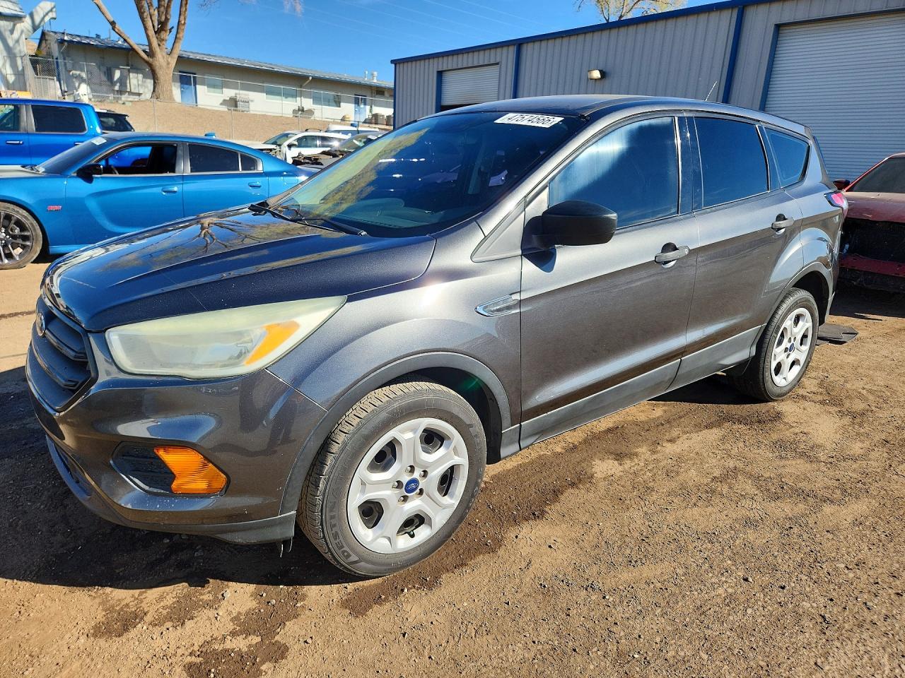 2017 FORD ESCAPE — фото 1