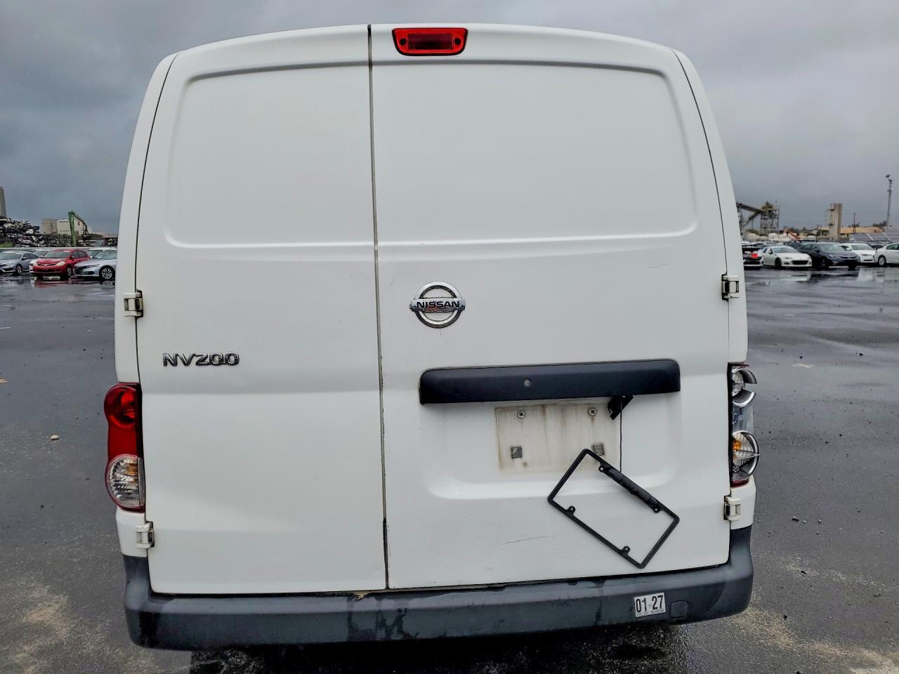 NISSAN NV200