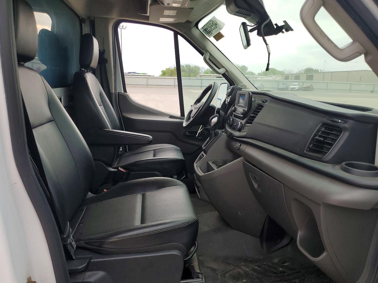 FORD TRANSIT
