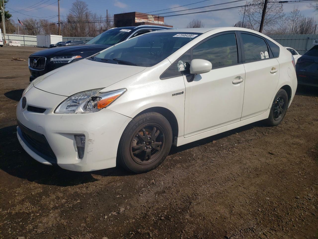 TOYOTA PRIUS