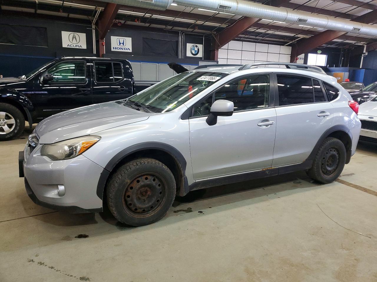 2013 SUBARU XV — фото 1