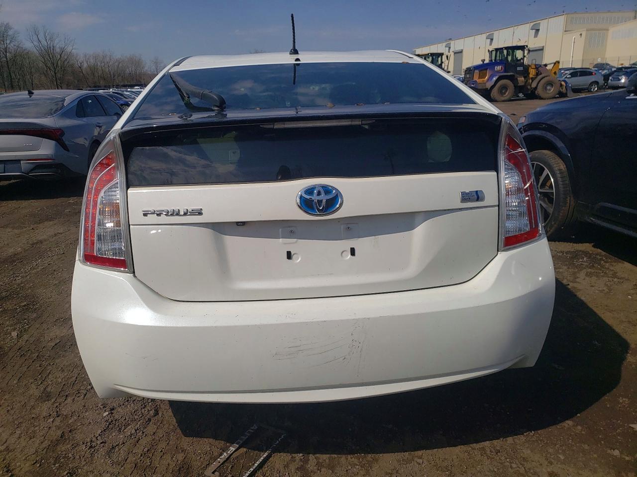 TOYOTA PRIUS