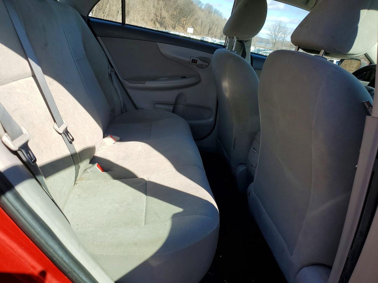 2013 TOYOTA COROLLA — фото 10