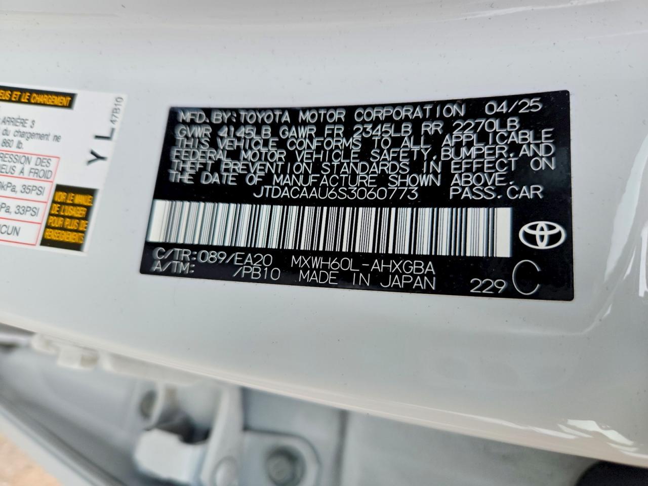 TOYOTA PRIUS