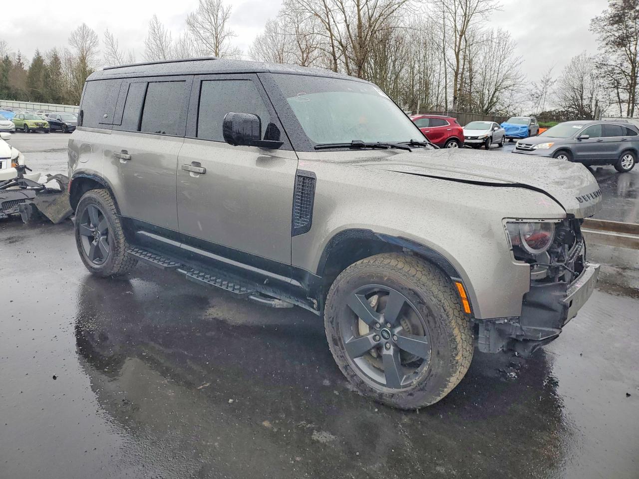 LAND ROVER DEFENDER