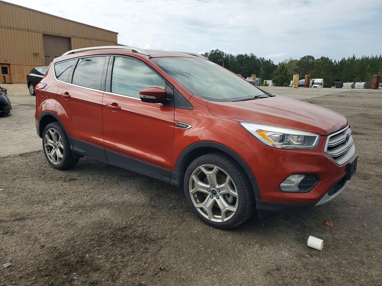 FORD ESCAPE