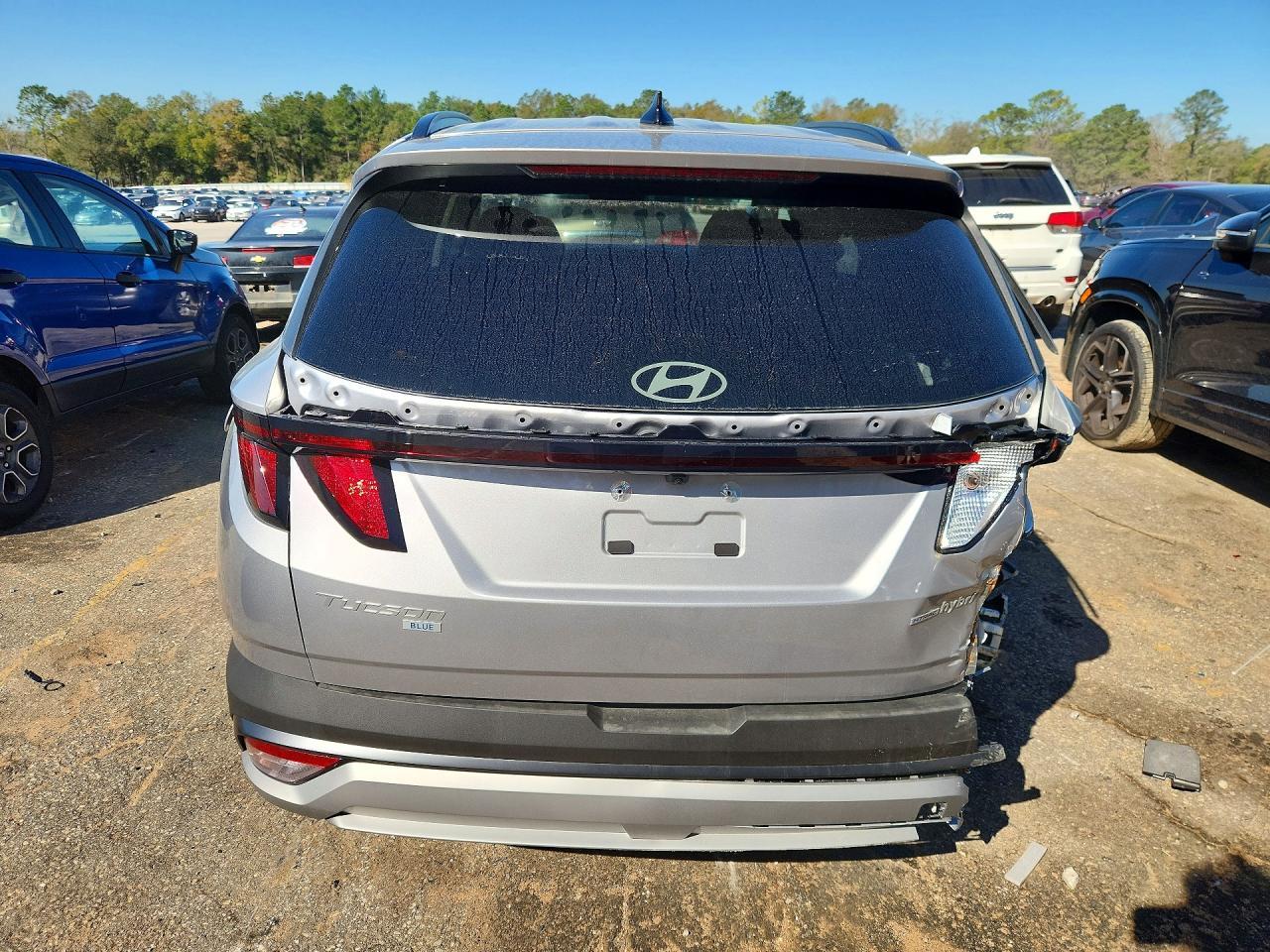 HYUNDAI TUCSON HYBRID