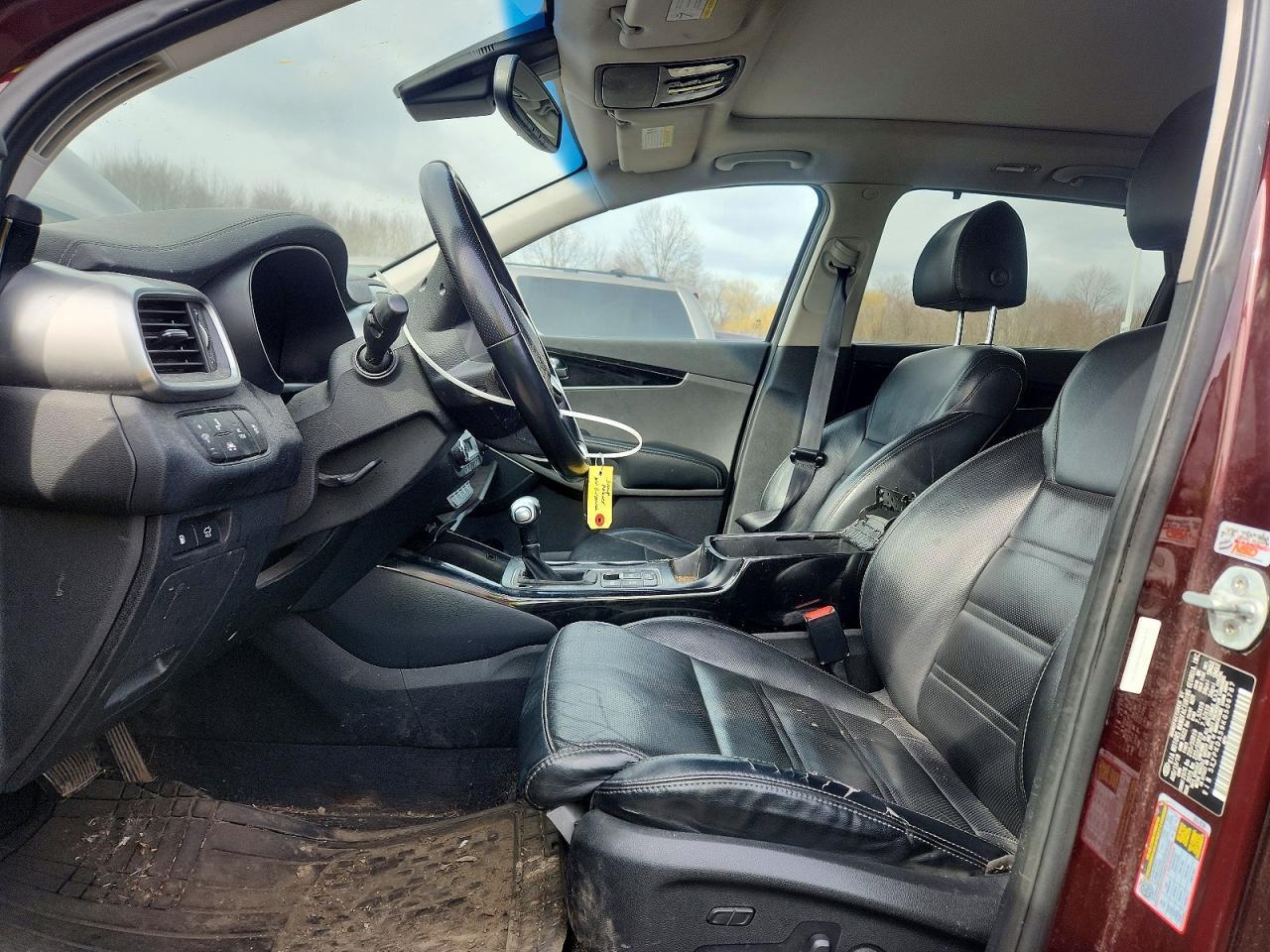 KIA SORENTO
