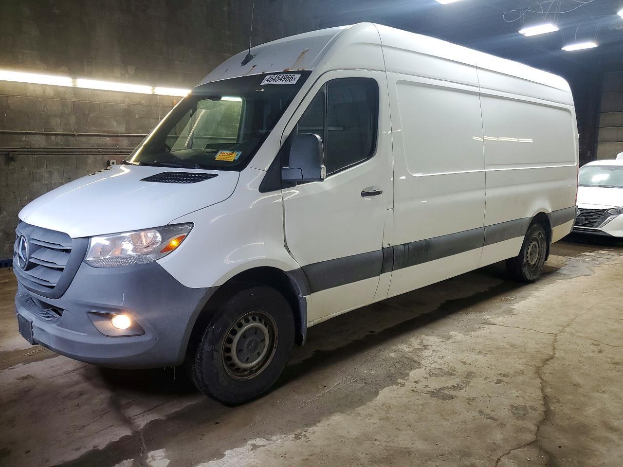 MERCEDES-BENZ SPRINTER