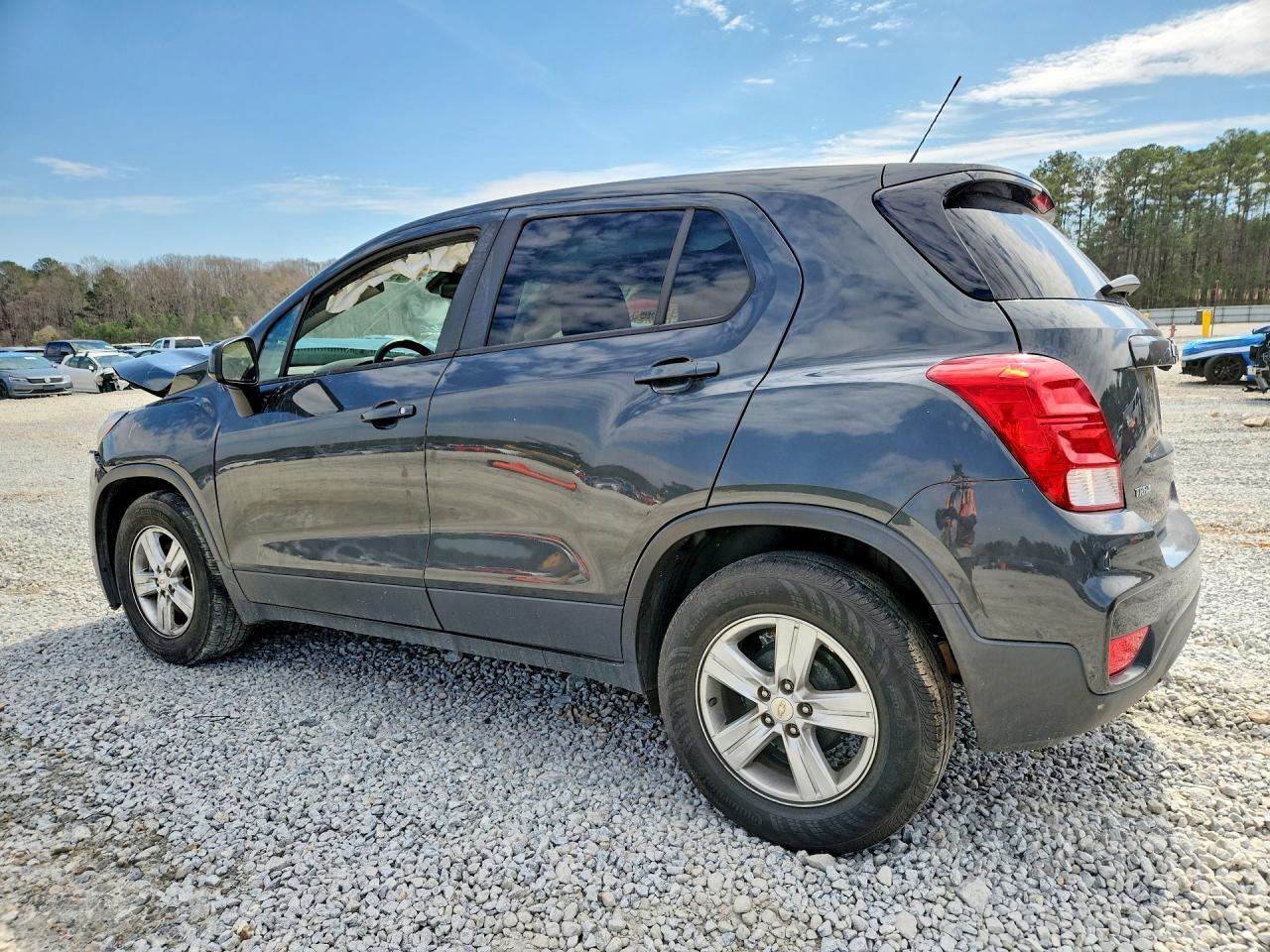 2019 CHEVROLET TRAX — фото 2