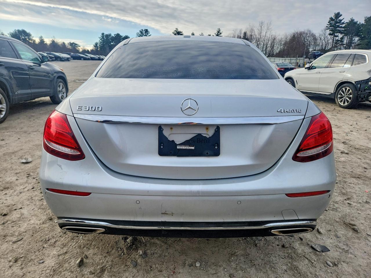 2017 MERCEDES-BENZ E-CLASS — фото 6