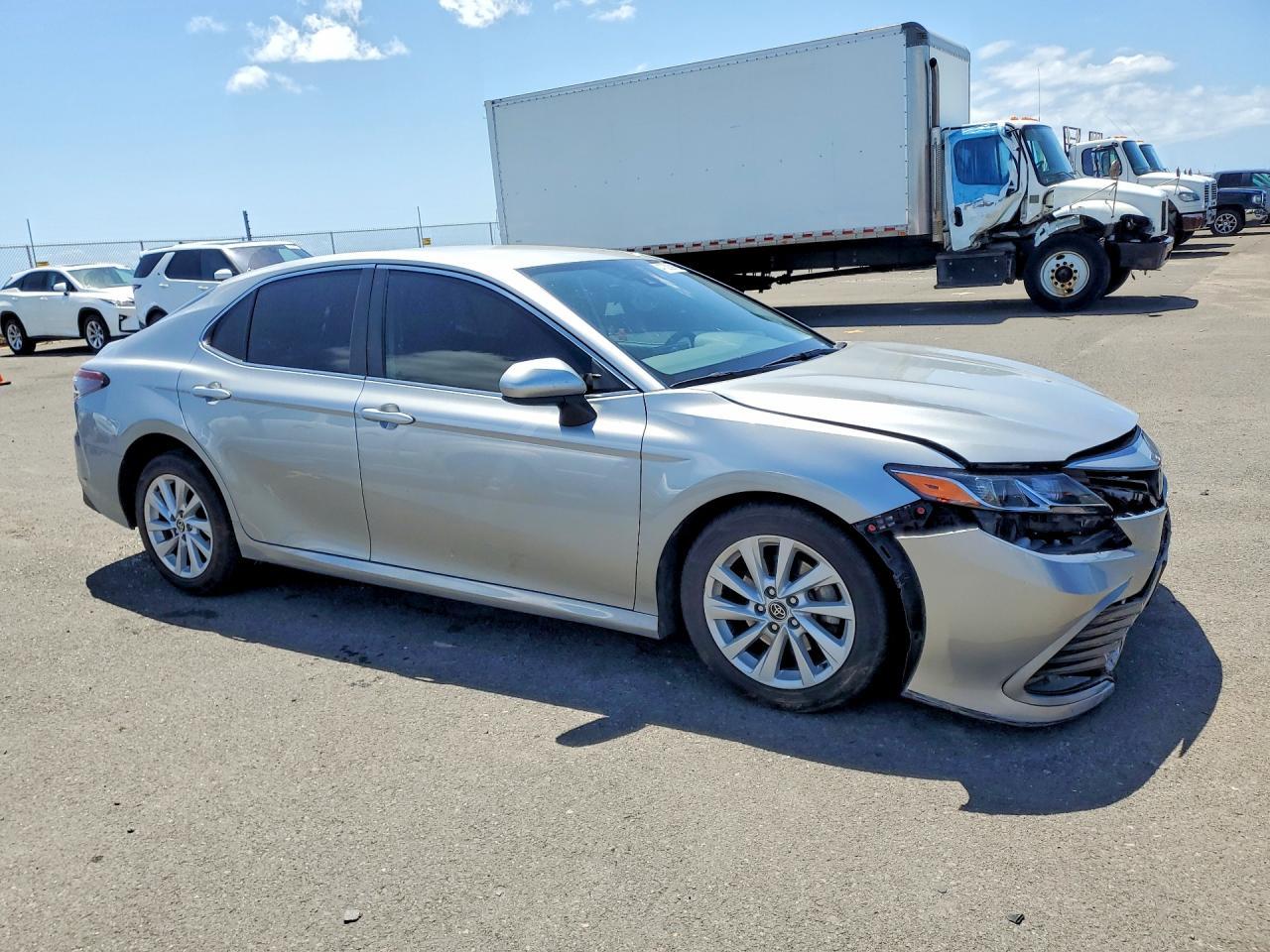 2022 TOYOTA CAMRY — фото 4