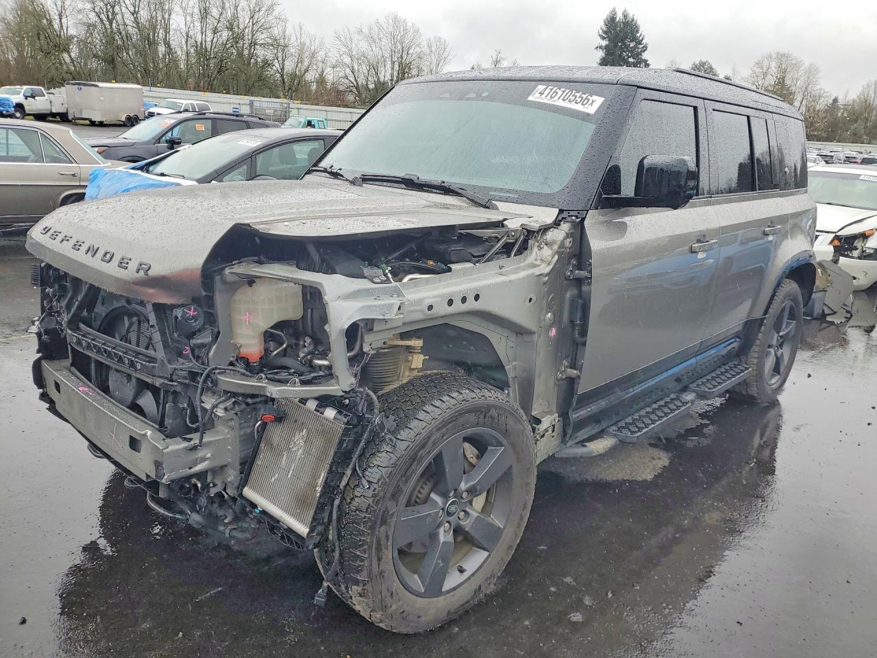 LAND ROVER DEFENDER