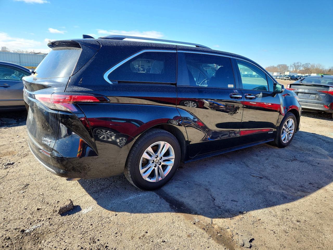 TOYOTA SIENNA