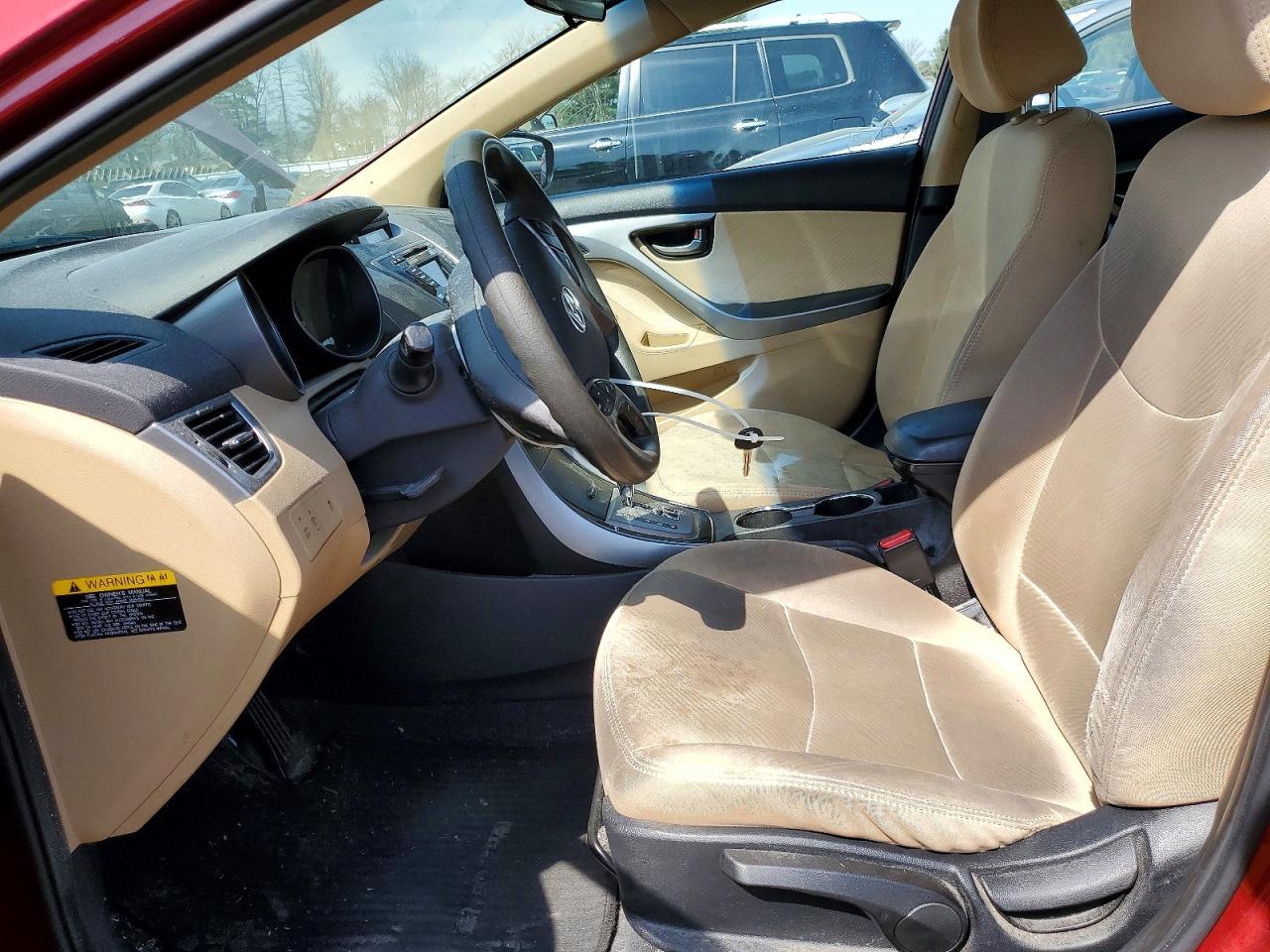 HYUNDAI ELANTRA