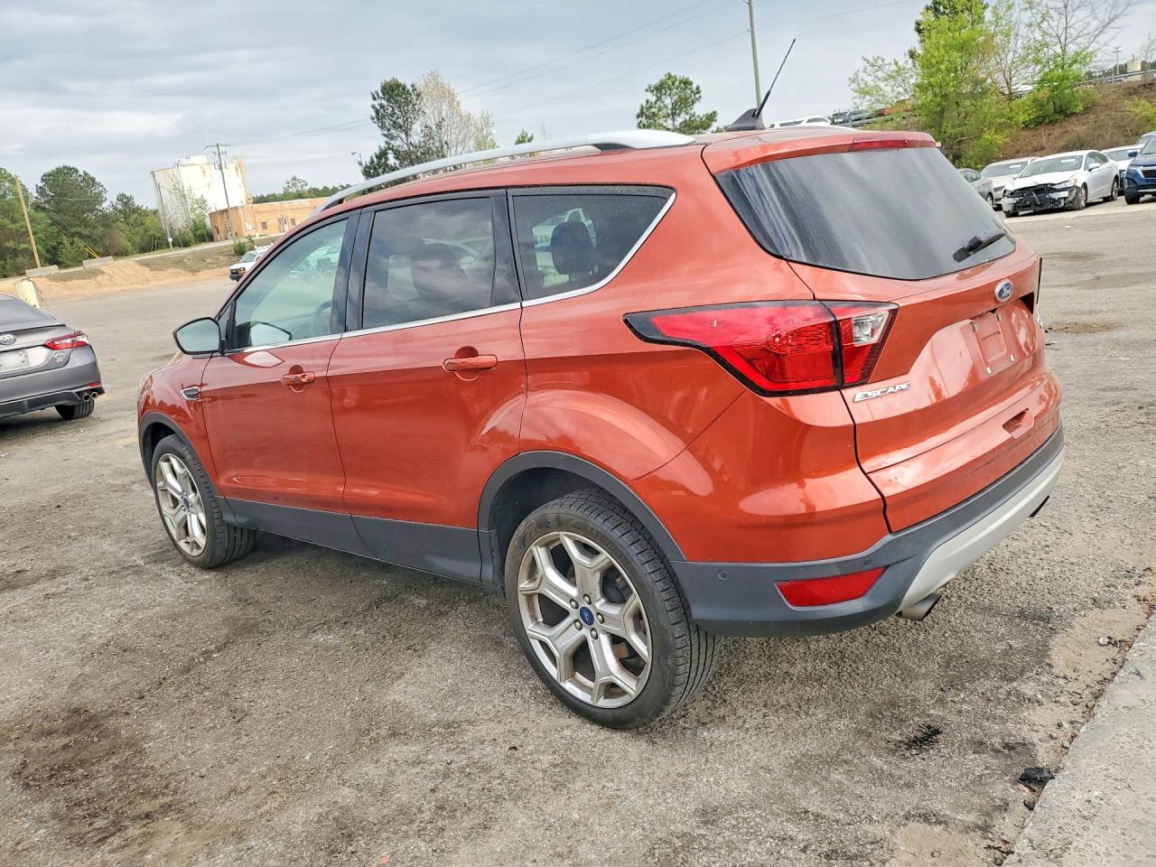 FORD ESCAPE